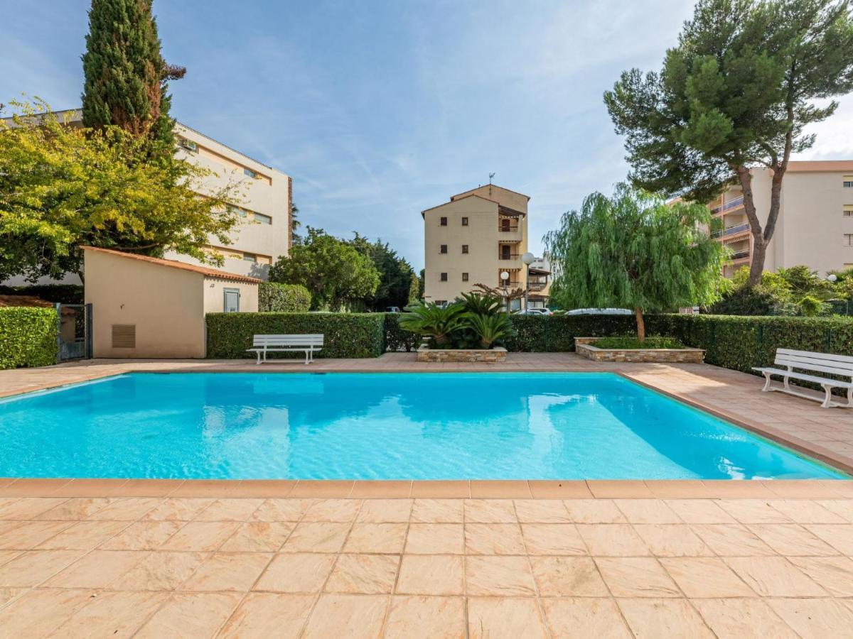 Apartment Les Coralines-5 By Interhome Sainte-Maxime Exterior photo